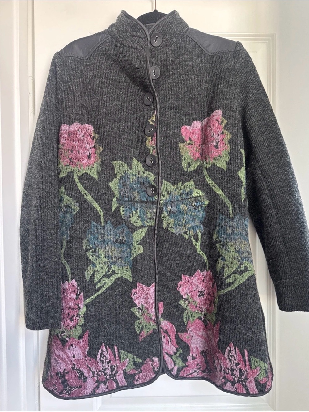 Paparazzi By Biz Floral Gray Long Coat Jacket Women’s Boho Size Large